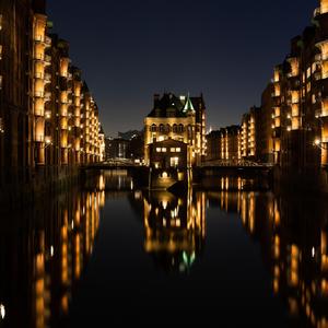 电梯内缓解焦虑轻音（钢片琴）