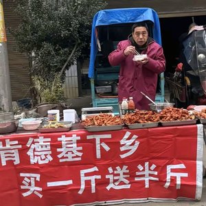 我和我的骄傲在深夜里互相折磨