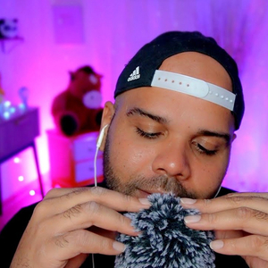 Tapotements Sur Le Crâne