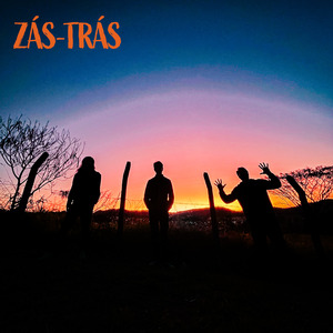 Zás-Trás