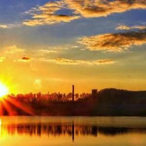 远距离的爱还在