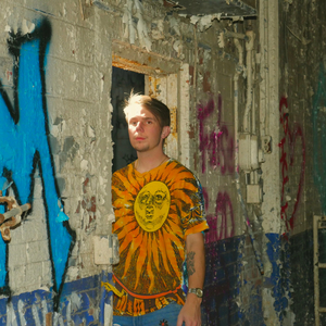 SALMA HAYEK (Red Poncho Remix)