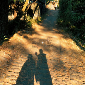 A tu lado quiero ver llover