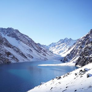 《暖冬的老火塘》