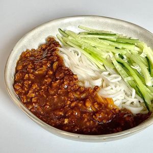 一碗炸酱面 - 五音鉴客