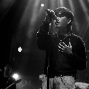 คนที่ไม่ทำร้ายกัน