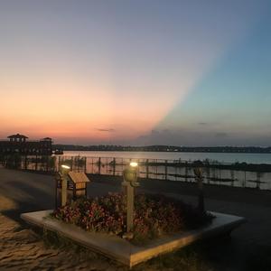 我的小拇指有点痛