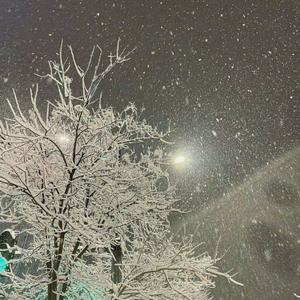 第一次见你的我