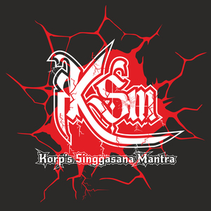 Setan Berjubah Hitam