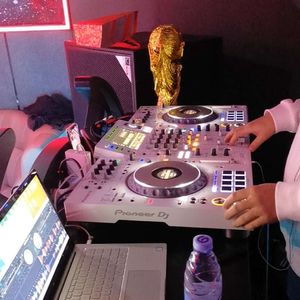 皇家7号CLUB-寒心作品爱过的你还在我心里