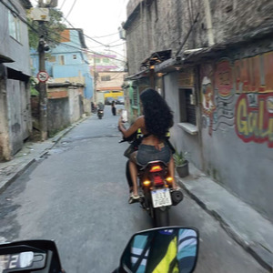 DESCE NA VIBE DO MORRO