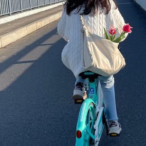 深潭