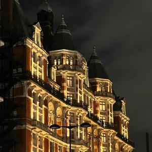 Malice in the Palace
