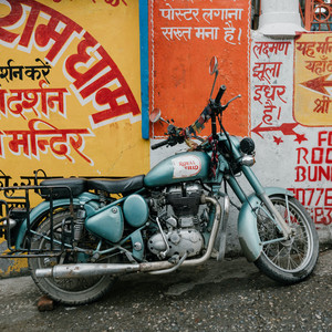 I Don't Like Girls Cause I Don't Like Girls