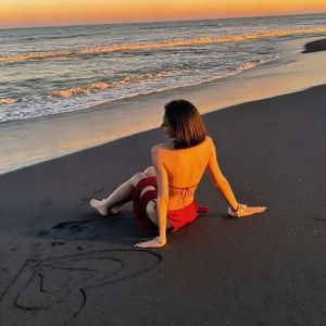 明知无果仍爱你