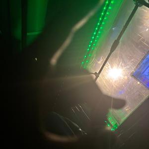 Drugz (feat. LUH Stevo)