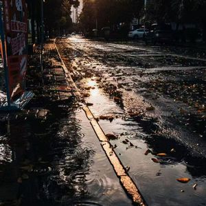 屋外的雨