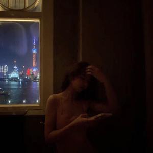 让我沉迷在你的太空