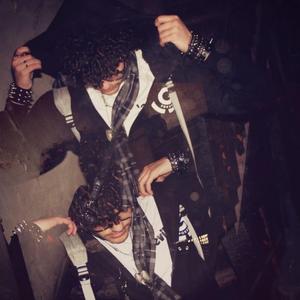 Pluto (feat. Nutreally)