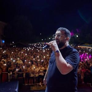 tzanca uraganu balansul gagicilor