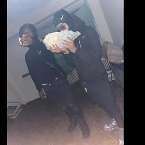 Go Get Em (feat. Lesglo)