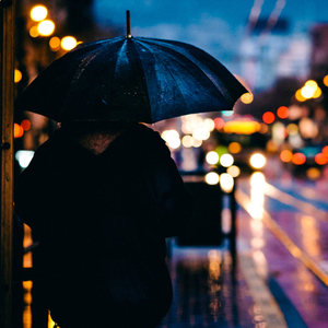 Window Rains in Waves