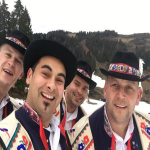 Oj U Sadu, Sadu (Koleda 2015)