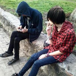 Crying (feat. horrormovies, hoshie star & od1ous)