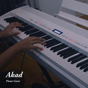 Akad (Piano)