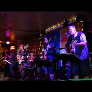 Hold Love Close to Your Heart (feat. The Groovetime Sitters & Ray McCarthy)