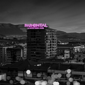 La Noche Queda Atrás