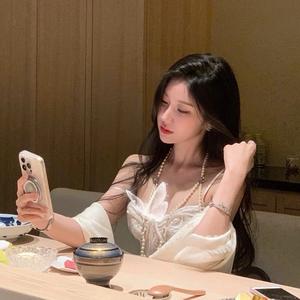 承诺是纸 信任是水