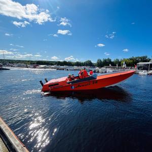 TWO CRAZY DUDES & ETT SKROV (Avanti28)