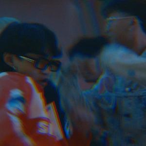 នារីអ្នកលេង (Play-girl) (feat. Vvan) (Remix version)