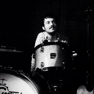 Love and hate in the city