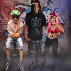 BLOKE PRENDIO (feat. Carlos Yaii VL, Menor Queen & Kevin H)