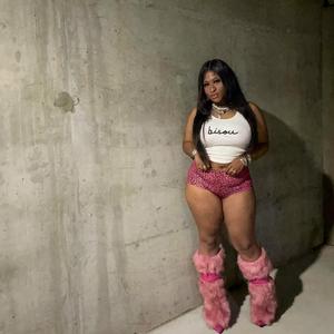 Dope Bitch (feat. Lyah G)