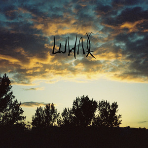 За облаками