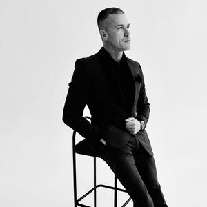 Traces on my Shoulders