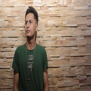 Harus Memilih