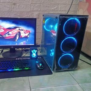 Sepanjang Jalan Ini Aku Menatap