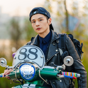 《东南亚最后的大嫂-写chris蒋》