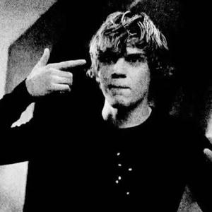 save me frm these girls (feat. Kalon)