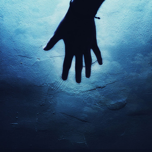 Bulutların Ardında