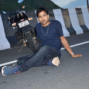 ज्यानु तु हसबा की कह च लिखयो तकदीर म रोबो