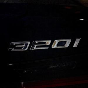 320