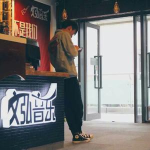 潇洒哥翻唱《怀念青春》（翻自 刘刚）