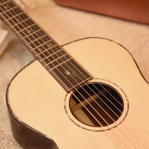 with（翻自 松井祐貴）