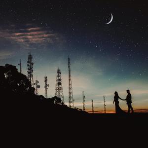 Talking to the moon (Chill Version) (Chill Version)