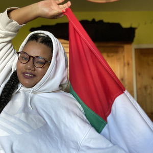 Malagasy ( Mirehareha )